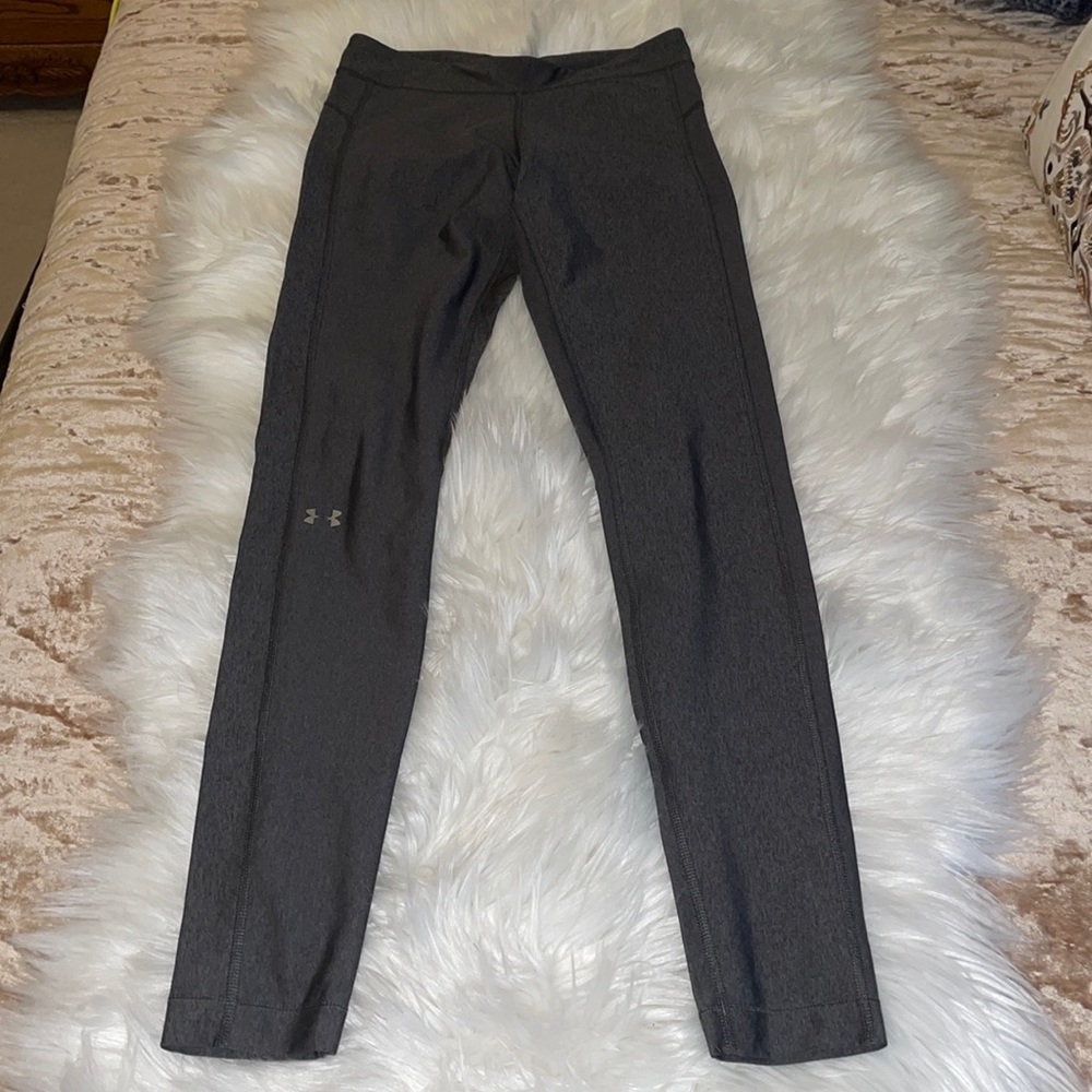 Small Under Armer leggings